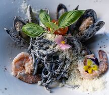 Спагетти Нери с морепродуктами