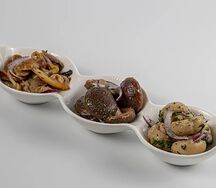 Ассорти из маринованных грибочков