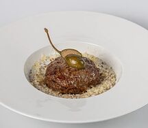 Бифштекс с сыром и полбой 