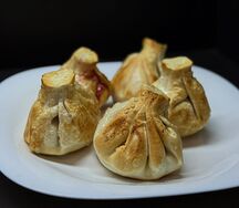 Жареные хинкали Вишня