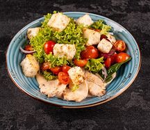 Салат с томленой курицей