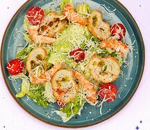 Салат Цезарь с креветкой