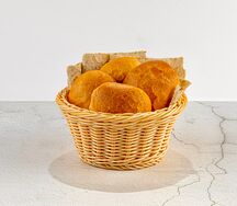 Хлеб (лаваш армянский, булочки пшеничные)