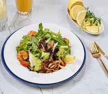 Салат Авокадо с морепродуктами