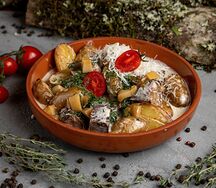 Сковородка со свининой