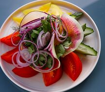 Сезонные овощи и зелень