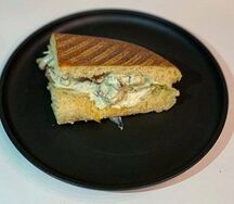 Шаурма из свинины в толстом лаваше