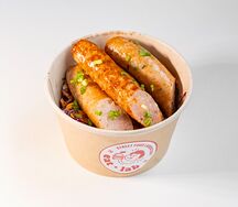 Салат Коул Слоу с колбасками