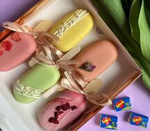 Мини-ассорти чизкейков в белом шоколаде с оранжевым