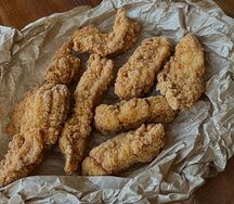 8 стрипсов куриных 