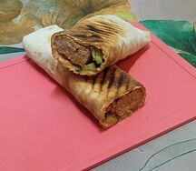 Люля-кебаб куриный в лаваше 