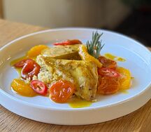 Куриная грудка гриль в апельсиново-медовом соусе с булгуром