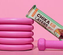 Батончик Chika Layers Фисташковый йогурт