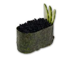 Гункан с тобико черной