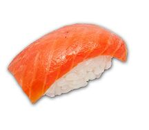 Суши с лососем