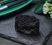 Суши масаго черная