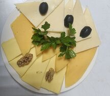 Холодная закуска Сырная нарезка