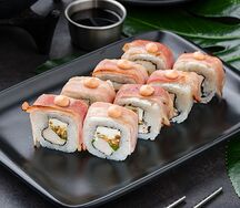 Ролл Запеченный с беконом и луком