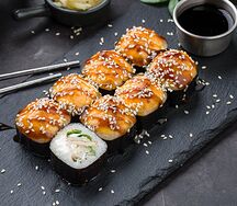 Ролл Сливочный кальмар запеченный