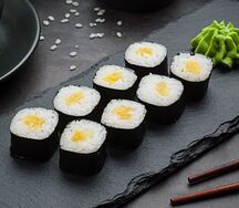Ролл классический с ананасом