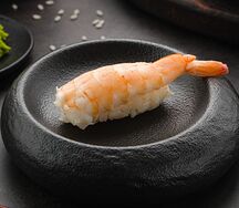 Суши с креветкой