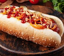 Хот-дог с сосиской