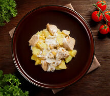 Салат из куриной грудки и ананаса
