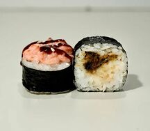 Запечённый с угрем и крабом