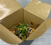 Wok лапша удон с лососем