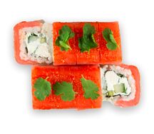 Ролл с тунцом и соусом шрирача