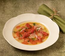 Карпаччо из дальневосточного гребешка и филе нерки