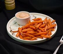 Батат фри с соусом