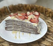 Блинный торт Шоколад-клубника