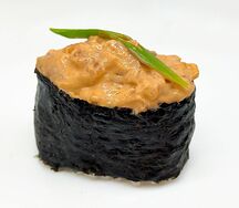 Гункан Спайси Сяке