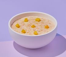 Овсяная каша с манго и персиком