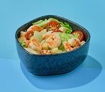Салат Цезарь с креветками