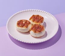 Сырники с карамельным сиропом