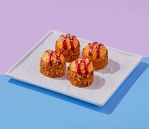 Запеченный ролл с куриными стрипсами и беконом 1/2