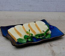 Сыр сулугуни копченый