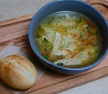 Куриный суп с домашней лапшой