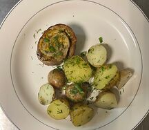 Куриный рулет с грибами и сыром