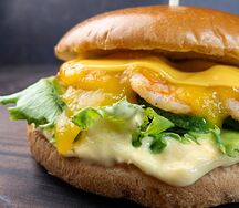 С тигровой креветкой и соусом из манго