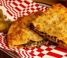 Чебурек с грибами