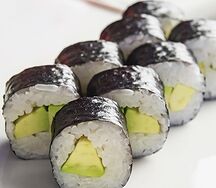 Маки с авокадо