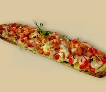 Пицца-багет мясная