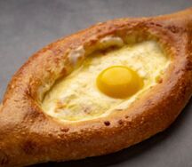 Хачапури по-аджарски