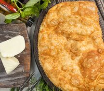 Чебурек с сыром