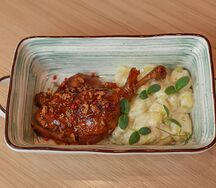 Утиная ножка конфи с ньокки 4 сыра