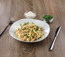 Паста с курицей и грибами
