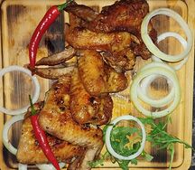Шашлык из куриных крыльев на мангале